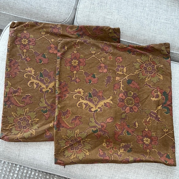 Pottery Barn Accents Pottery Barn Set Of 2 Pillow Covers Shams